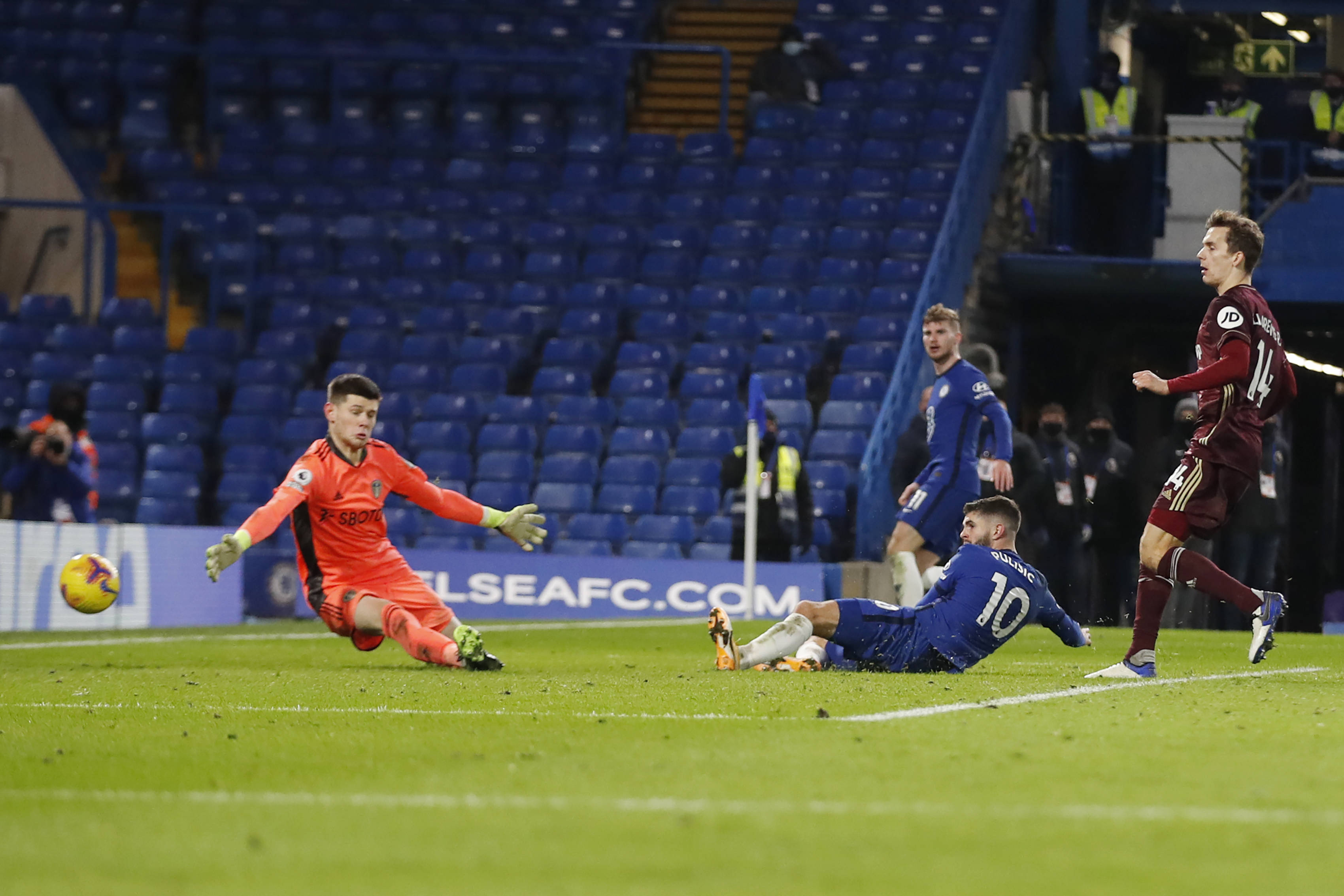 出他们本可 出他们本可