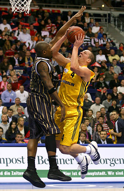 而在一对一 而在一对一